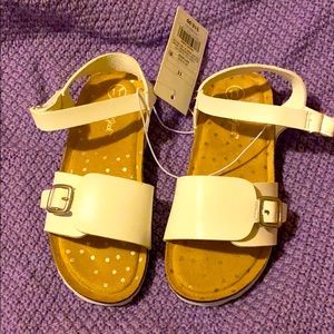 Girls casual sandals